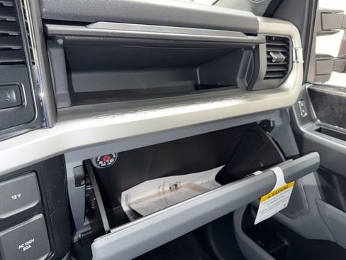 New 2026 Ford F350 XLT w/ XLT Premium Package image 32