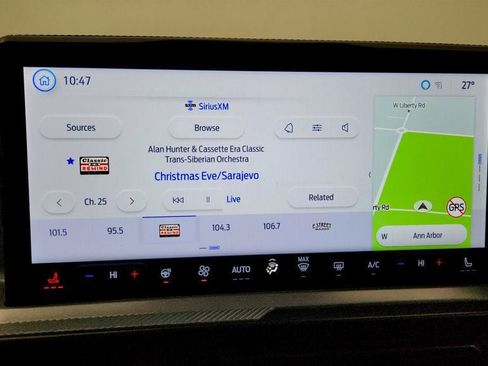 Used 2025 Ford Bronco Sport Outer Banks w/ Outer Banks Tech Package+ image 16