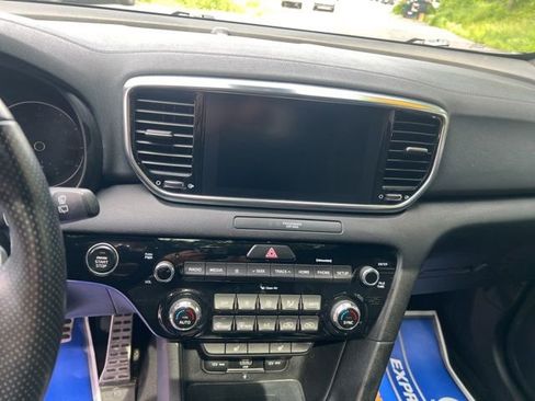 Used 2022 Kia Sportage Nightfall Edition w/ Nighfall AWD Premium Package image 17