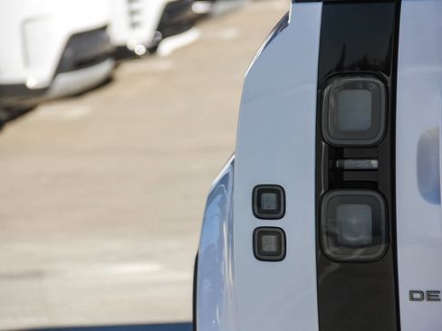 New 2026 Land Rover Defender 110 S image 6