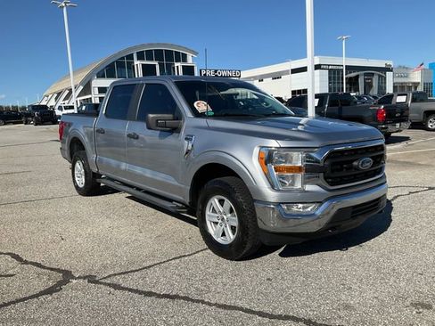 Used 2022 Ford F150 XLT image 3