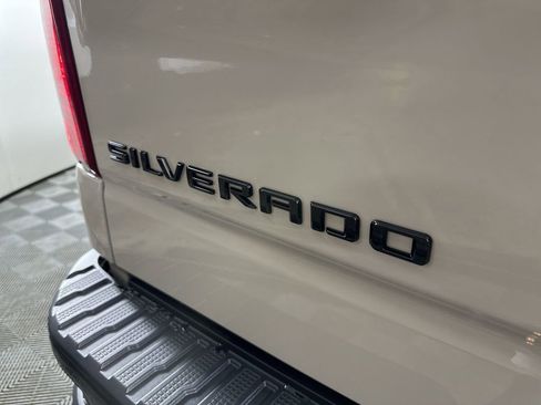 New 2026 Chevrolet Silverado 1500 Custom Trail Boss w/ LPO, Dark Essentials Package image 30