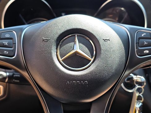 Used 2017 Mercedes-Benz C 300 Sedan image 31