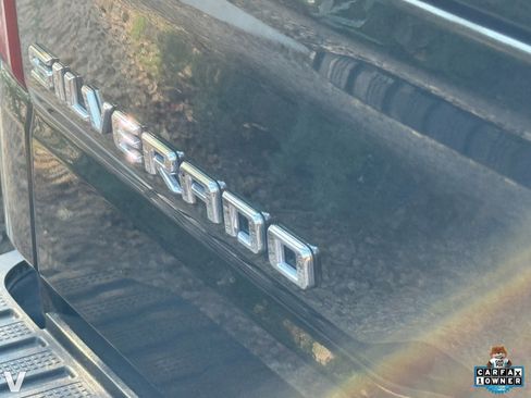 Used 2024 Chevrolet Silverado 1500 LT w/ Leather Package image 10