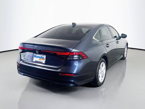 Used 2025 Honda Accord LX image 8