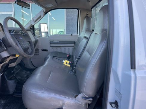 Used 2009 Ford F350 XL image 25