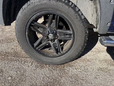 Used 2017 RAM 1500 Lone Star image 9