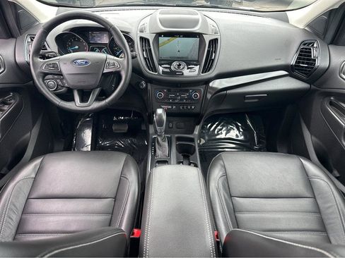 Used 2019 Ford Escape Titanium FWD image 4