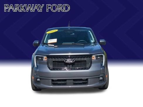 Certified 2025 Ford Maverick Lobo AWD/4WD image 8
