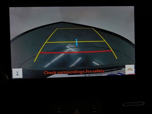 Used 2023 Toyota RAV4 XLE Premium image 27