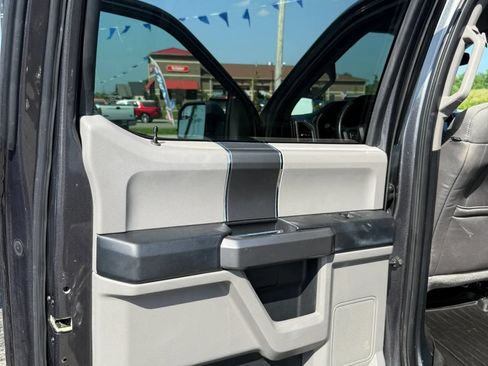 Used 2016 Ford F150 XLT w/ Equipment Group 302A Luxury AWD/4WD image 14