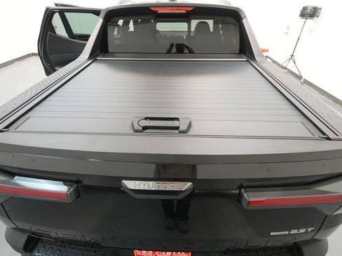 Used 2024 Hyundai Santa Cruz Night image 23