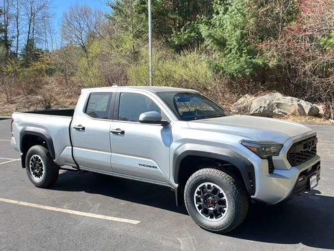 New 2026 Toyota Tacoma TRD Off-Road w/ TRD Off Road Upgrade Package AWD/4WD image 7