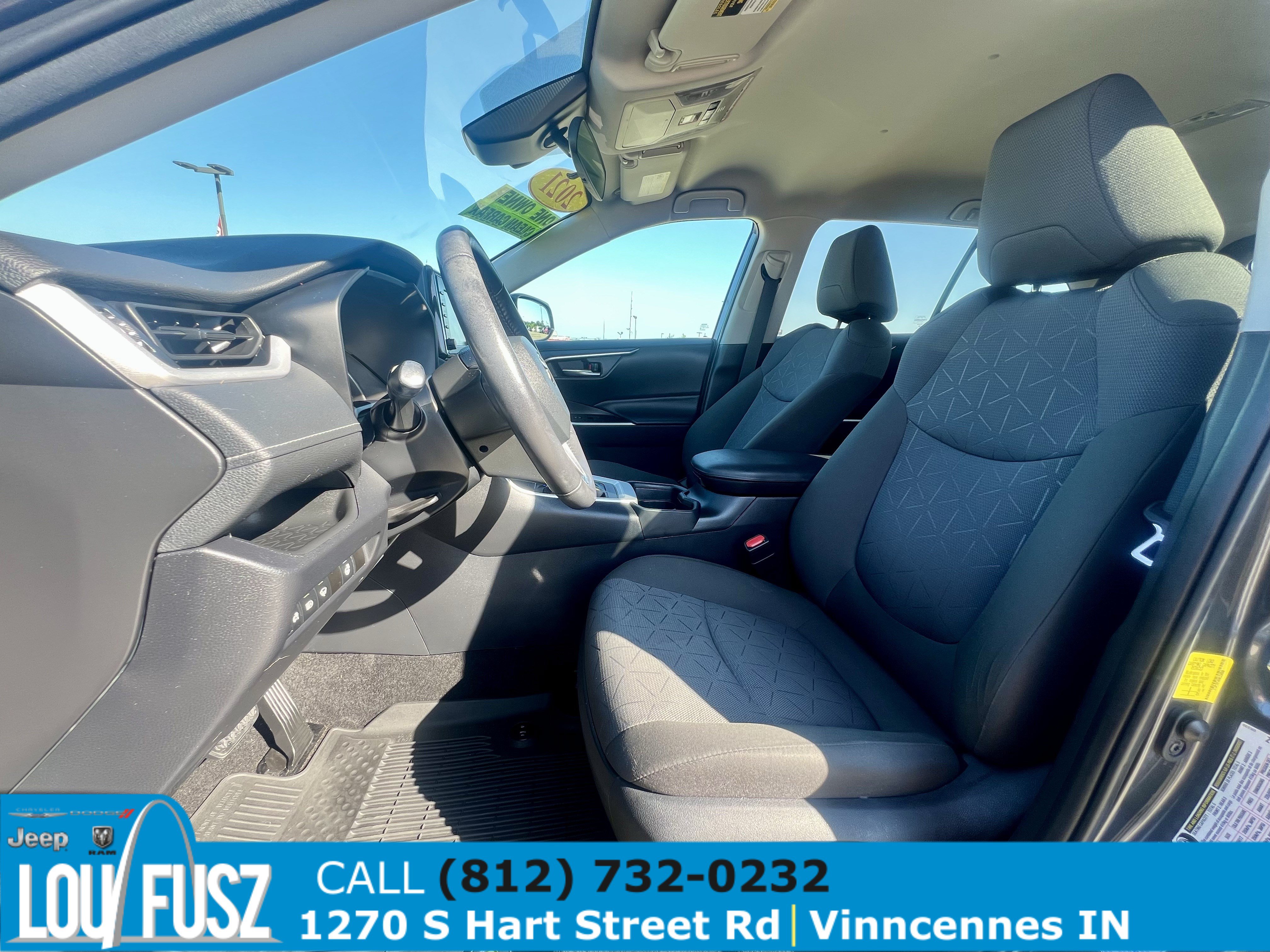 Used 2021 Toyota RAV4 XLE w/ XLE Grade Weather Package AWD/4WD image 10