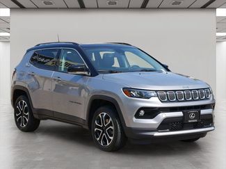Used 2022 Jeep Compass Limited w/ Sun and Sound Group AWD/4WD video 1