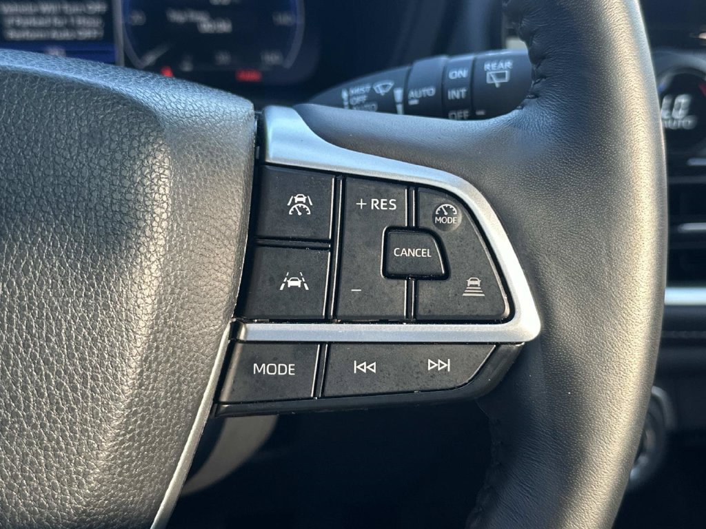 Used 2026 Toyota Grand Highlander FWD image 31