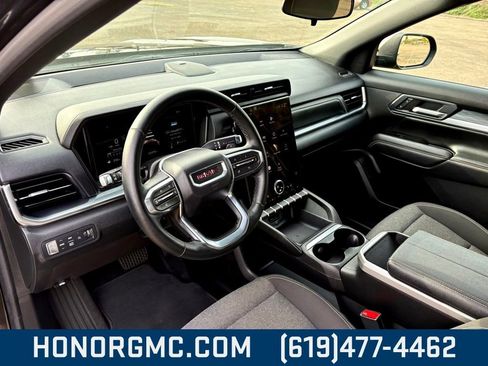 Used 2025 GMC Terrain Elevation image 11