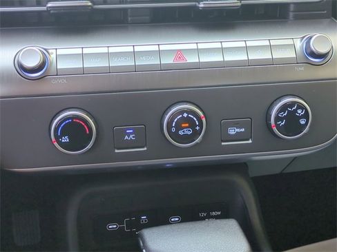 New 2026 Hyundai Kona SE image 24