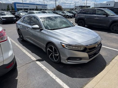 Used 2020 Honda Accord Sport image 2