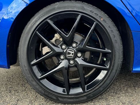 Used 2024 Honda Civic Sport image 11