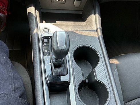 Used 2025 Nissan Altima 2.5 SV FWD image 17