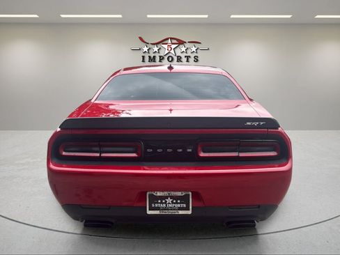 Used 2015 Dodge Challenger SRT Hellcat RWD image 5