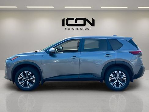 Used 2023 Nissan Rogue SV AWD/4WD image 2