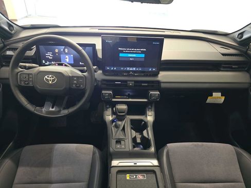 Certified 2026 Toyota RAV4 XSE w/ Panoramic Sun Roof Package AWD/4WD image 10