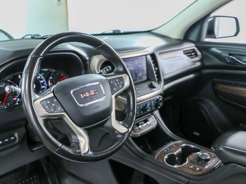 Used 2021 GMC Acadia Denali w/ GMC Pro Grade Package AWD/4WD image 25