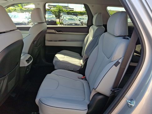 Used 2025 Hyundai Palisade SEL AWD/4WD image 10
