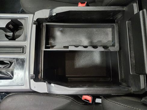 Used 2019 Ford F150 XLT w/ Equipment Group 302A Luxury AWD/4WD image 23
