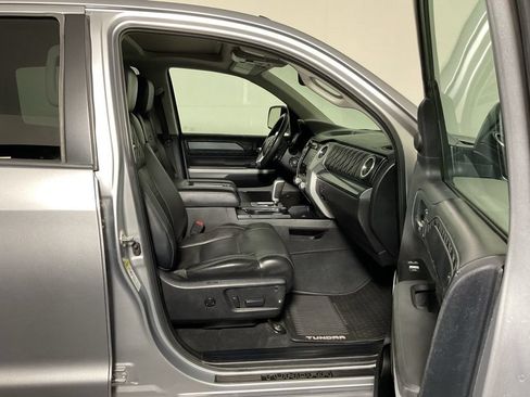 Used 2015 Toyota Tundra Platinum AWD/4WD image 35