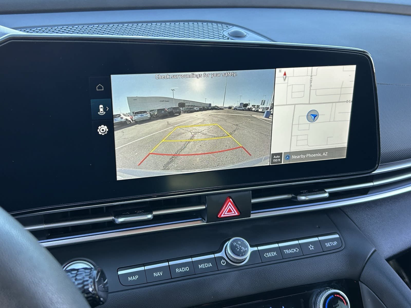 Used 2024 Hyundai Elantra SEL FWD image 30