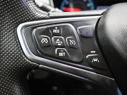 Used 2020 Chevrolet Equinox LS FWD image 18
