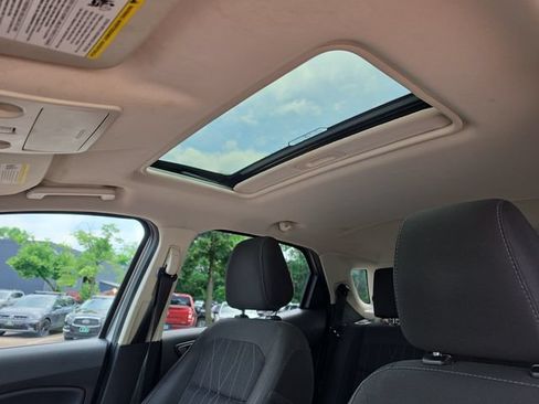 Used 2020 Ford EcoSport SE w/ SE Convenience Package AWD/4WD image 19