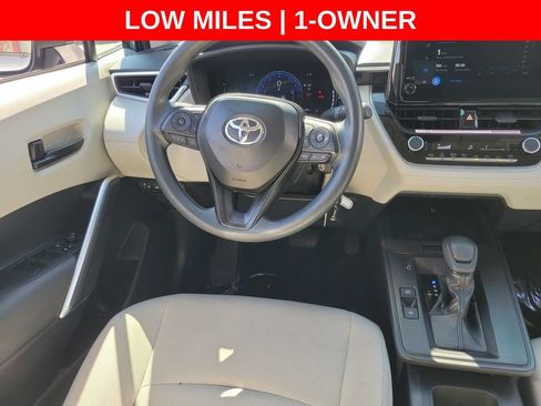 Used 2026 Toyota Corolla Cross L FWD image 12