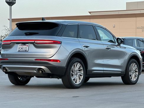 Used 2023 Lincoln Corsair FWD image 6