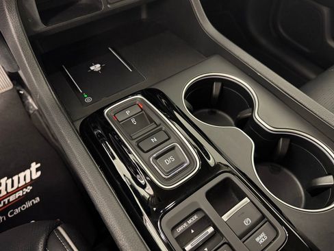 Used 2025 Honda Pilot Elite image 23