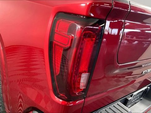 Used 2023 GMC Sierra 1500 Denali w/ Denali Reserve Package AWD/4WD image 21