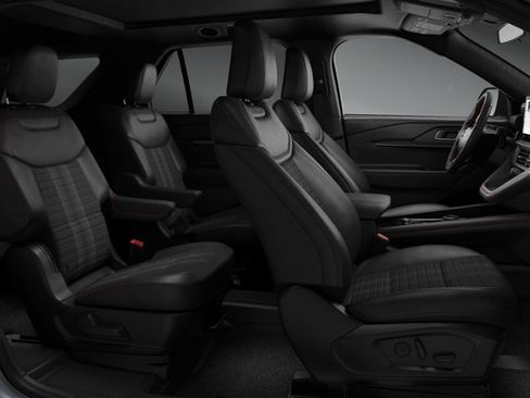 New 2026 Ford Explorer ST-Line w/ ST-Line Street Pack AWD/4WD image 23
