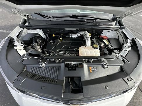 Certified 2022 Chevrolet Trax LT w/ LT Convenience Package image 28