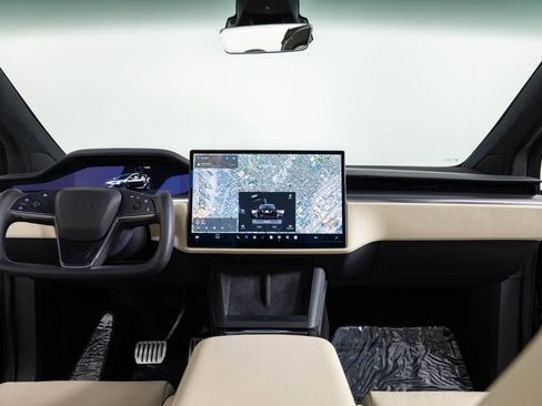 Used 2023 Tesla Model X Plaid image 35