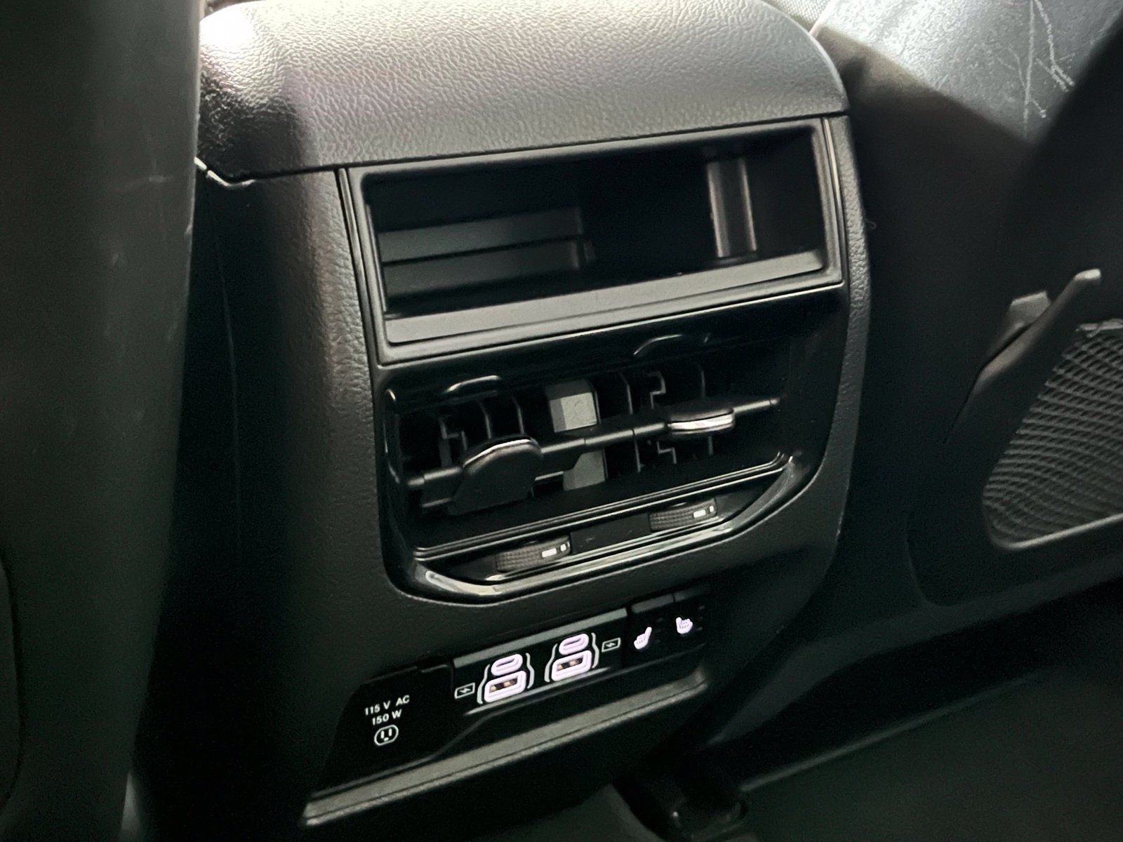 Used 2023 Jeep Grand Cherokee Limited AWD/4WD image 39