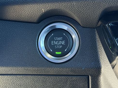 New 2026 Chevrolet Traverse High Country FWD image 18