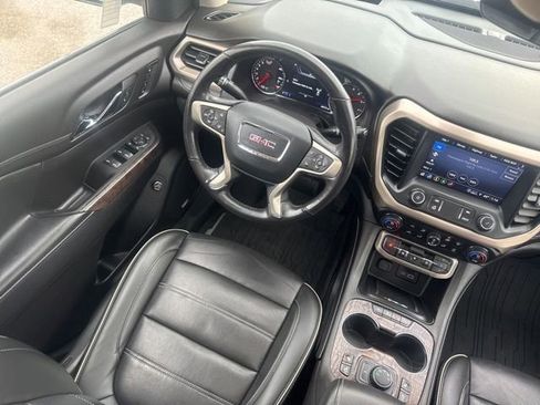 Used 2022 GMC Acadia Denali w/ Denali Technology Package AWD/4WD image 32