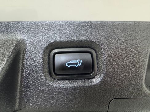 Used 2023 Hyundai Santa Fe Limited AWD/4WD image 39