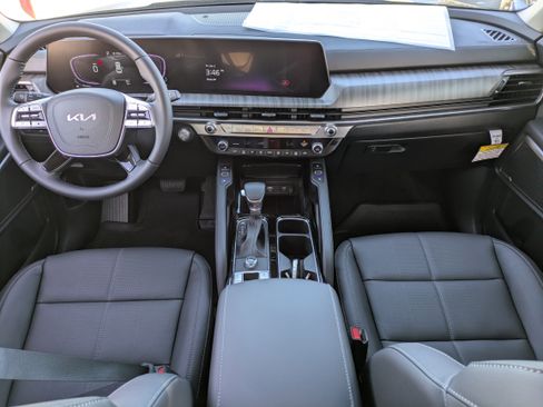 New 2025 Kia Telluride EX image 17