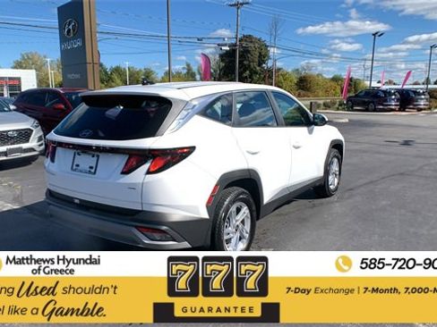 Certified 2025 Hyundai Tucson SE image 5