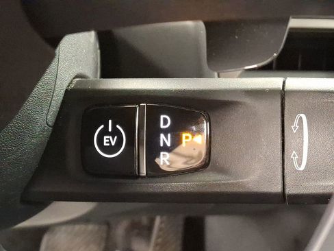 Used 2024 Kia EV9 Wind image 10