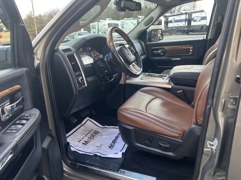 Used 2015 RAM 1500 Laramie Longhorn w/ Convenience Group image 5